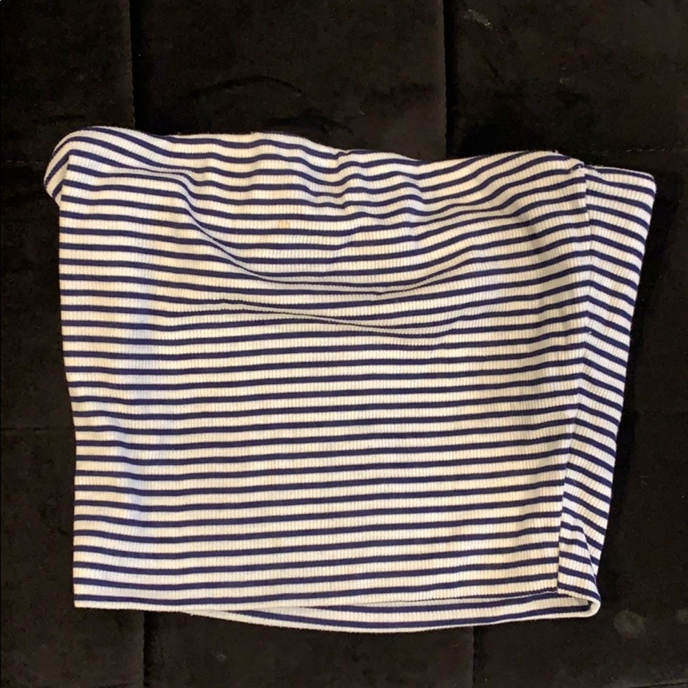 Striped strapless tube top